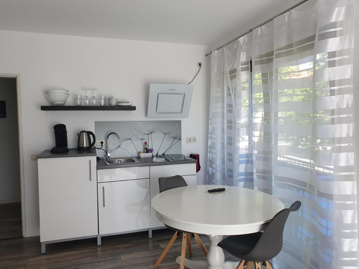 City Apartment, 27 Qm, 2 Personen, High Sp Wlan Paderborn Eksteriør billede